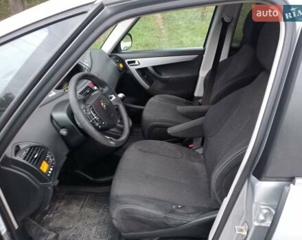 Серый Ситроен С4 Пикассо, объемом двигателя 1.56 л и пробегом 320 тыс. км за 5750 $, фото 24 на Automoto.ua