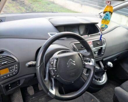 Сірий Сітроен С4 Пікассо, об'ємом двигуна 1.6 л та пробігом 292 тис. км за 6900 $, фото 5 на Automoto.ua