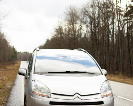 Серый Ситроен С4 Пикассо, объемом двигателя 1.6 л и пробегом 285 тыс. км за 5400 $, фото 3 на Automoto.ua