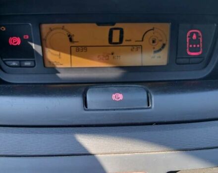 Серый Ситроен С4 Пикассо, объемом двигателя 1.56 л и пробегом 305 тыс. км за 6500 $, фото 15 на Automoto.ua