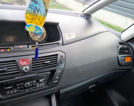 Сірий Сітроен С4 Пікассо, об'ємом двигуна 1.6 л та пробігом 292 тис. км за 6900 $, фото 6 на Automoto.ua