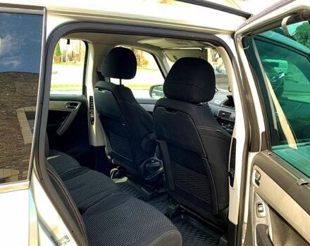 Серый Ситроен С4 Пикассо, объемом двигателя 1.6 л и пробегом 260 тыс. км за 6200 $, фото 9 на Automoto.ua