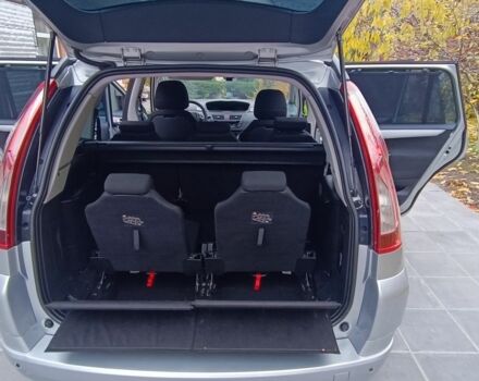 Сірий Сітроен С4 Пікассо, об'ємом двигуна 1.6 л та пробігом 237 тис. км за 6850 $, фото 5 на Automoto.ua