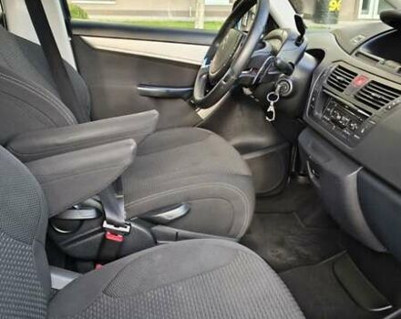 Сірий Сітроен С4 Пікассо, об'ємом двигуна 1.56 л та пробігом 300 тис. км за 6499 $, фото 25 на Automoto.ua