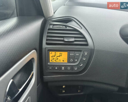 Серый Ситроен С4 Пикассо, объемом двигателя 1.56 л и пробегом 222 тыс. км за 6900 $, фото 37 на Automoto.ua