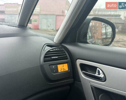 Серый Ситроен С4 Пикассо, объемом двигателя 1.56 л и пробегом 222 тыс. км за 6900 $, фото 43 на Automoto.ua