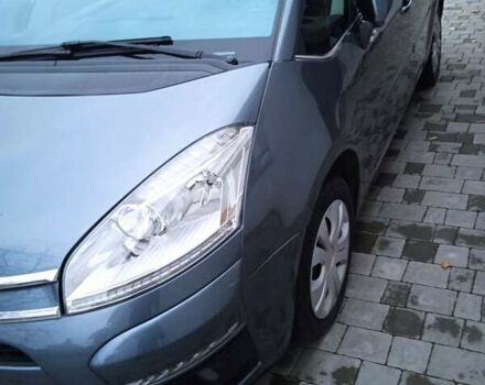 Серый Ситроен С4 Пикассо, объемом двигателя 1.56 л и пробегом 252 тыс. км за 5400 $, фото 4 на Automoto.ua