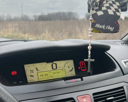 Серый Ситроен С4 Пикассо, объемом двигателя 1.6 л и пробегом 317 тыс. км за 6500 $, фото 20 на Automoto.ua