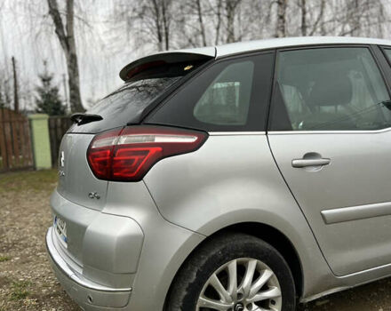 Сірий Сітроен С4 Пікассо, об'ємом двигуна 2 л та пробігом 280 тис. км за 5600 $, фото 4 на Automoto.ua