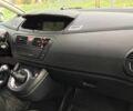 Сірий Сітроен С4 Пікассо, об'ємом двигуна 1.6 л та пробігом 239 тис. км за 7000 $, фото 17 на Automoto.ua