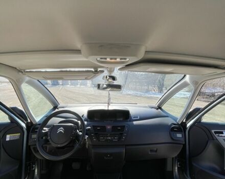 Серый Ситроен С4 Пикассо, объемом двигателя 1.6 л и пробегом 234 тыс. км за 7200 $, фото 9 на Automoto.ua