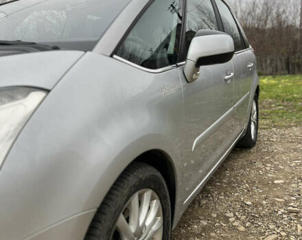 Сірий Сітроен С4 Пікассо, об'ємом двигуна 2 л та пробігом 280 тис. км за 5600 $, фото 21 на Automoto.ua