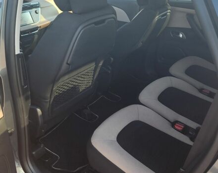 Ситроен С4 Пикассо 2013 в Могилев-Подольском на Automoto.ua Серый Ситроен С4 Пикассо, объемом двигателя 1.6 л и пробегом 258 тыс. км за 9500 $, фото 3 на Automoto.ua