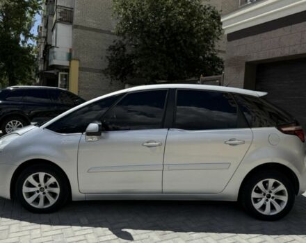 Серый Ситроен С4 Пикассо, объемом двигателя 1.6 л и пробегом 278 тыс. км за 7500 $, фото 5 на Automoto.ua