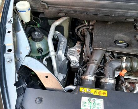 Сірий Сітроен С4 Пікассо, об'ємом двигуна 1.6 л та пробігом 257 тис. км за 9700 $, фото 2 на Automoto.ua