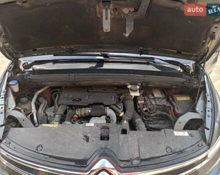 Серый Ситроен С4 Пикассо, объемом двигателя 1.6 л и пробегом 233 тыс. км за 9500 $, фото 4 на Automoto.ua