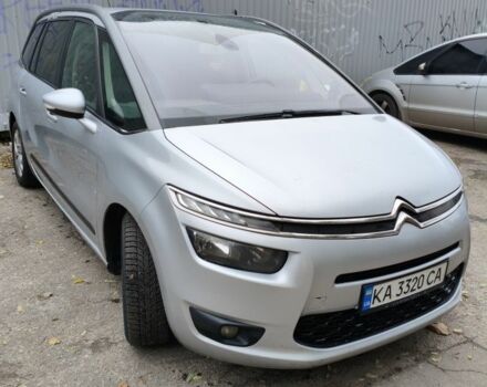 Серый Ситроен С4 Пикассо, объемом двигателя 1.6 л и пробегом 303 тыс. км за 10500 $, фото 2 на Automoto.ua