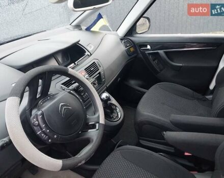 Серый Ситроен С4 Пикассо, объемом двигателя 1.56 л и пробегом 266 тыс. км за 6299 $, фото 40 на Automoto.ua