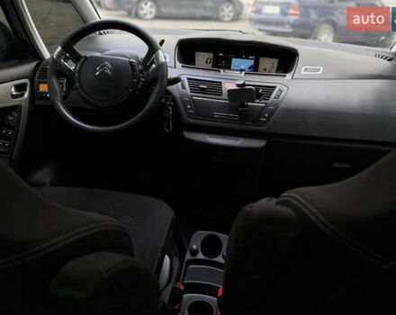 Серый Ситроен С4 Пикассо, объемом двигателя 1.6 л и пробегом 278 тыс. км за 6499 $, фото 4 на Automoto.ua