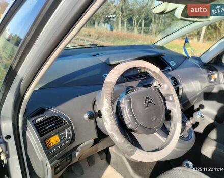 Серый Ситроен С4 Пикассо, объемом двигателя 1.56 л и пробегом 265 тыс. км за 5500 $, фото 6 на Automoto.ua