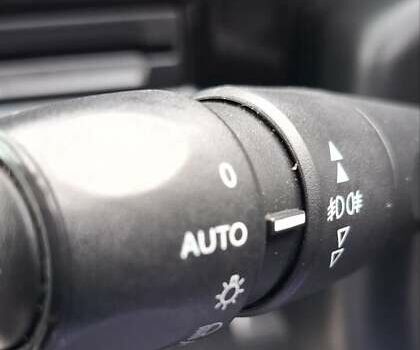 Серый Ситроен С4 Пикассо, объемом двигателя 1.56 л и пробегом 320 тыс. км за 9900 $, фото 11 на Automoto.ua