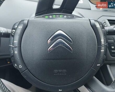 Серый Ситроен С4 Пикассо, объемом двигателя 1.56 л и пробегом 266 тыс. км за 6299 $, фото 29 на Automoto.ua