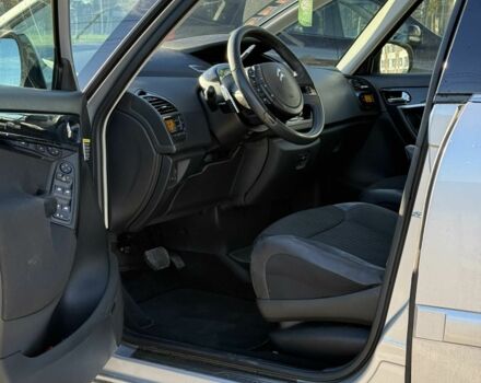 Серый Ситроен С4 Пикассо, объемом двигателя 1.6 л и пробегом 180 тыс. км за 7800 $, фото 6 на Automoto.ua