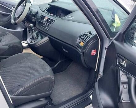 Серый Ситроен С4 Пикассо, объемом двигателя 1.56 л и пробегом 266 тыс. км за 6299 $, фото 37 на Automoto.ua