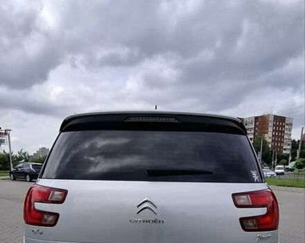 Серый Ситроен С4 Пикассо, объемом двигателя 1.56 л и пробегом 320 тыс. км за 9900 $, фото 7 на Automoto.ua