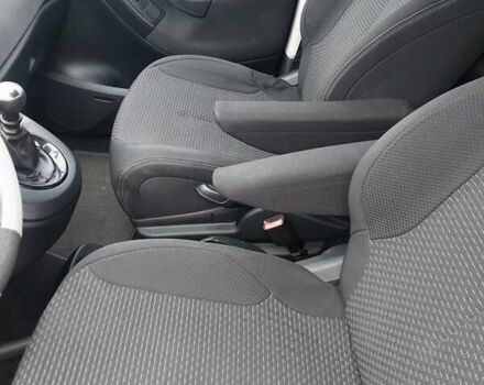 Серый Ситроен С4 Пикассо, объемом двигателя 1.56 л и пробегом 266 тыс. км за 6299 $, фото 7 на Automoto.ua