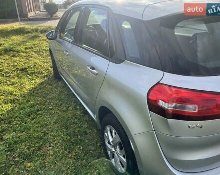 Сірий Сітроен С4 Пікассо, об'ємом двигуна 1.6 л та пробігом 228 тис. км за 8800 $, фото 4 на Automoto.ua