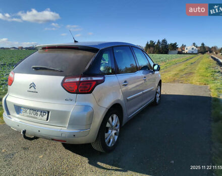 Серый Ситроен С4 Пикассо, объемом двигателя 1.56 л и пробегом 265 тыс. км за 5500 $, фото 2 на Automoto.ua