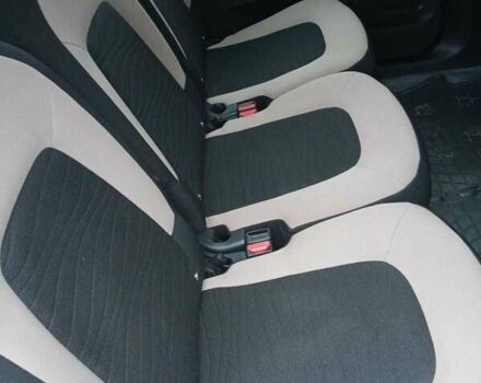 Серый Ситроен С4 Пикассо, объемом двигателя 1.6 л и пробегом 233 тыс. км за 9500 $, фото 6 на Automoto.ua