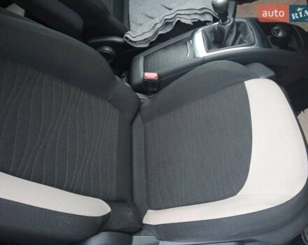 Серый Ситроен С4 Пикассо, объемом двигателя 1.6 л и пробегом 233 тыс. км за 9500 $, фото 5 на Automoto.ua