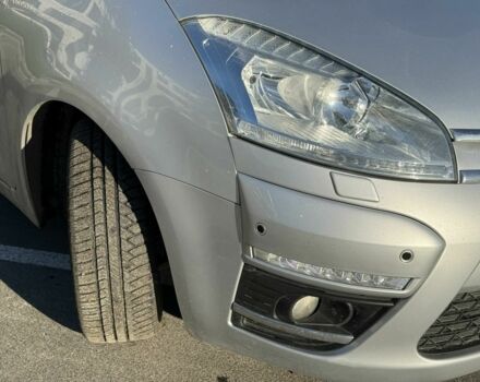 Серый Ситроен С4 Пикассо, объемом двигателя 1.6 л и пробегом 180 тыс. км за 7800 $, фото 3 на Automoto.ua