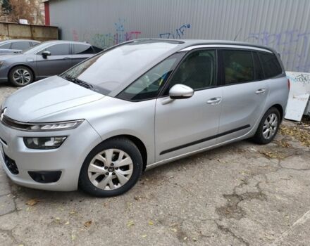 Серый Ситроен С4 Пикассо, объемом двигателя 1.6 л и пробегом 303 тыс. км за 10500 $, фото 3 на Automoto.ua