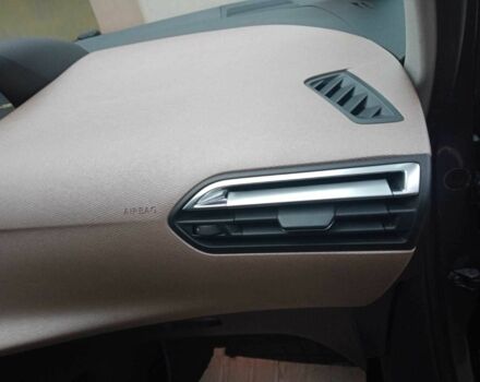 Серый Ситроен С4 Пикассо, объемом двигателя 1.6 л и пробегом 233 тыс. км за 9500 $, фото 11 на Automoto.ua