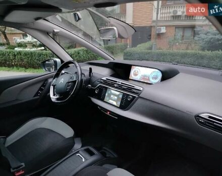 Сірий Сітроен С4 Пікассо, об'ємом двигуна 1.56 л та пробігом 120 тис. км за 9400 $, фото 13 на Automoto.ua