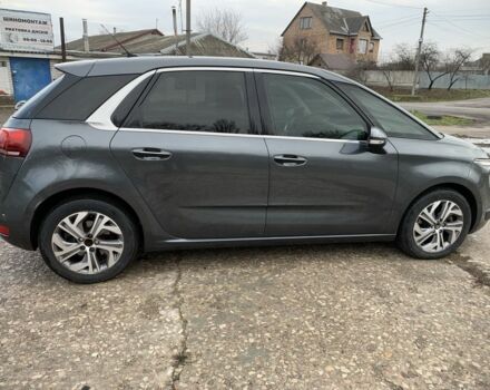 Серый Ситроен С4 Пикассо, объемом двигателя 2 л и пробегом 183 тыс. км за 8700 $, фото 3 на Automoto.ua