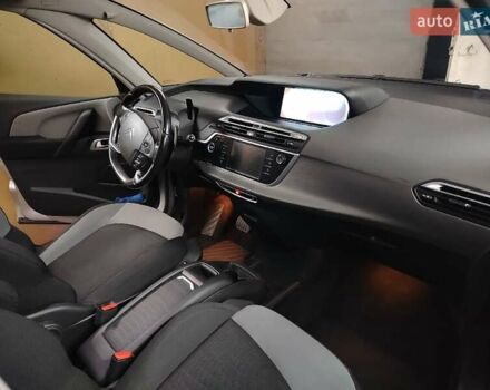 Сірий Сітроен С4 Пікассо, об'ємом двигуна 1.56 л та пробігом 120 тис. км за 9400 $, фото 12 на Automoto.ua