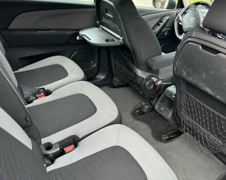 Ситроен С4 Пикассо 2014 в Тернополе на Automoto.ua Серый Ситроен С4 Пикассо, объемом двигателя 1.6 л и пробегом 208 тыс. км за 10777 $, фото 8 на Automoto.ua