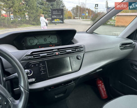 Ситроен С4 Пикассо 2014 в Тернополе на Automoto.ua Серый Ситроен С4 Пикассо, объемом двигателя 1.6 л и пробегом 208 тыс. км за 10777 $, фото 13 на Automoto.ua
