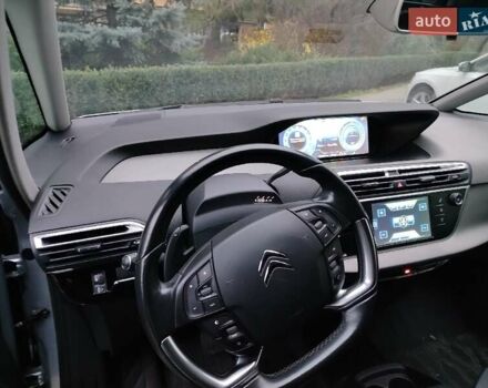 Сірий Сітроен С4 Пікассо, об'ємом двигуна 1.56 л та пробігом 120 тис. км за 9400 $, фото 14 на Automoto.ua