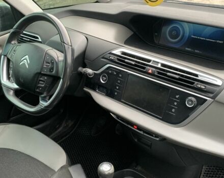 Серый Ситроен С4 Пикассо, объемом двигателя 2 л и пробегом 183 тыс. км за 8700 $, фото 18 на Automoto.ua