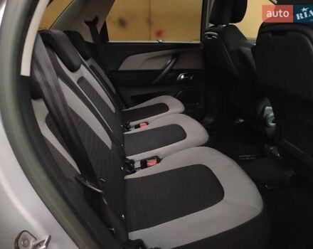 Сірий Сітроен С4 Пікассо, об'ємом двигуна 1.56 л та пробігом 120 тис. км за 9400 $, фото 11 на Automoto.ua