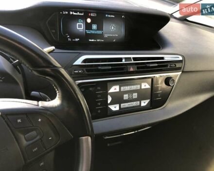 Сірий Сітроен С4 Пікассо, об'ємом двигуна 1.6 л та пробігом 180 тис. км за 9990 $, фото 70 на Automoto.ua