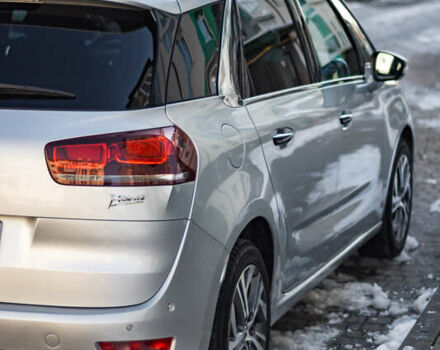 Серый Ситроен С4 Пикассо, объемом двигателя 1.56 л и пробегом 177 тыс. км за 9900 $, фото 9 на Automoto.ua