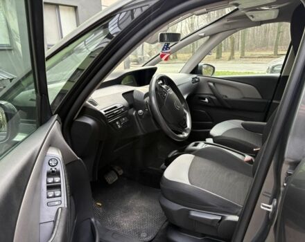 Серый Ситроен С4 Пикассо, объемом двигателя 1.6 л и пробегом 234 тыс. км за 10000 $, фото 9 на Automoto.ua