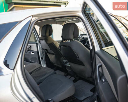 Серый Ситроен С4 Пикассо, объемом двигателя 1.56 л и пробегом 177 тыс. км за 9900 $, фото 13 на Automoto.ua