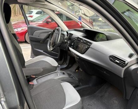 Серый Ситроен С4 Пикассо, объемом двигателя 1.6 л и пробегом 234 тыс. км за 10000 $, фото 8 на Automoto.ua